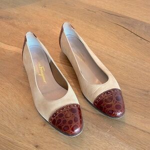 Salvatore Ferragamo Tan Suede Croc Embossed Leather Cap Vintage Flats Size 7